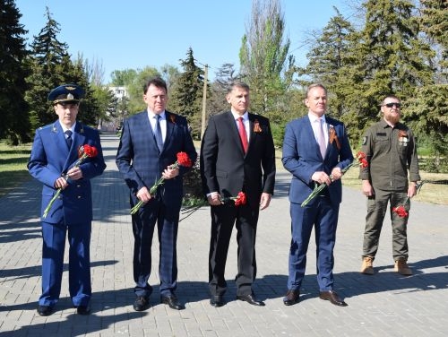 Город воинской доблести Армянск встретил День Победы
