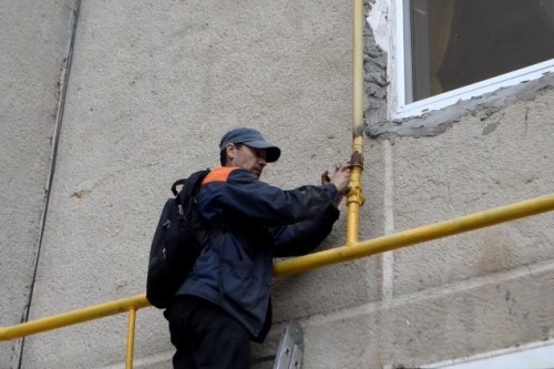 В Армянске идут работы по восстановлению газификации в многоквартирных домах после ремонтных работ, инициированных Черноморнефтегазом В Армянске идут работы по восстановлению газификации в многоквартирных домах после ремонтных работ, инициированных Черноморнефтегазом