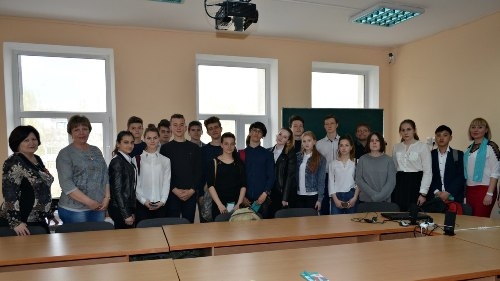 В Армянске прошел урок финансовой грамотности В Армянске прошел урок финансовой грамотности