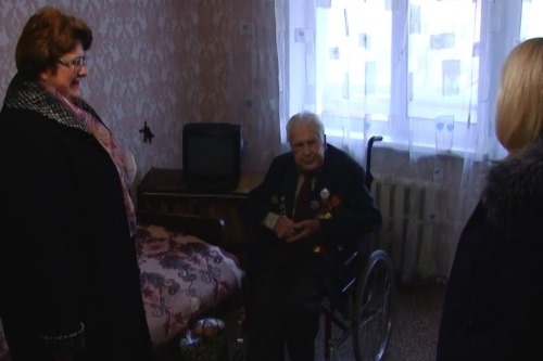 Мы помним: ветерана Великой Отечественной войны поздравили с Днем защитника Отечества Мы помним: ветерана Великой Отечественной войны поздравили с Днем защитника Отечества