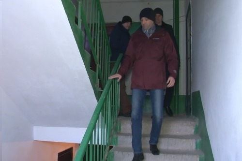 Санитарное состояние подъездов, придомовой территории и уборка города: руководство Армянска провело осмотр городских территорий в рамках утреннего объезда города Санитарное состояние подъездов, придомовой территории и уборка города: руководство Армянска провело осмотр городских территорий в рамках утреннего объезда города