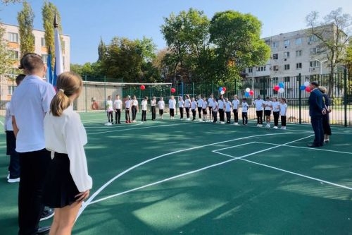 В школах Армянска прозвенел первый звонок