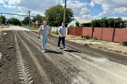 ООО «Белзнак» приступило к ремонту двух автомобильных дорог в нашем округе