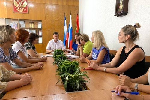 В Армянске состоялось учредительное собрание, посвященное созданию местного отделения Общероссийской общественно-государственной организации «Ассамблея народов России» В Армянске состоялось учредительное собрание, посвященное созданию местного отделения Общероссийской общественно-государственной организации «Ассамблея народов России»